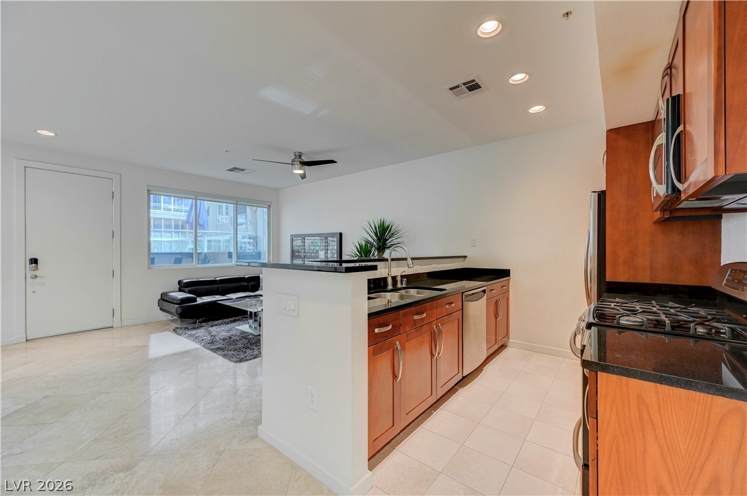 4535 Dean Martin Drive 103