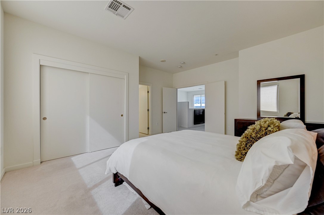 4535 Dean Martin Drive 103