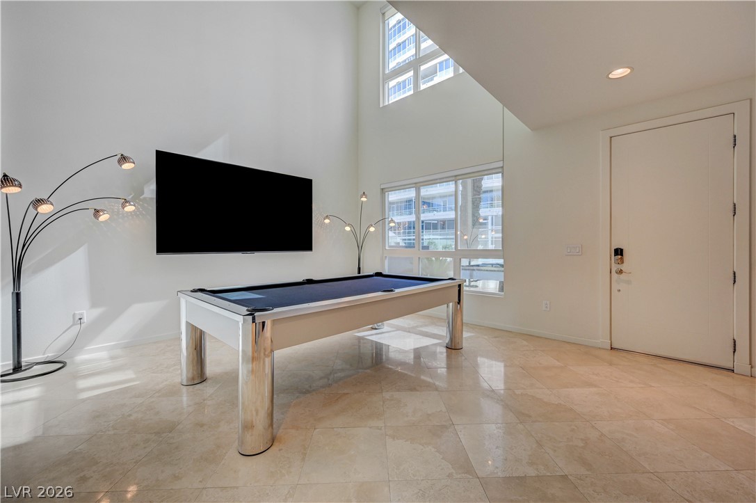 4535 Dean Martin Drive 103