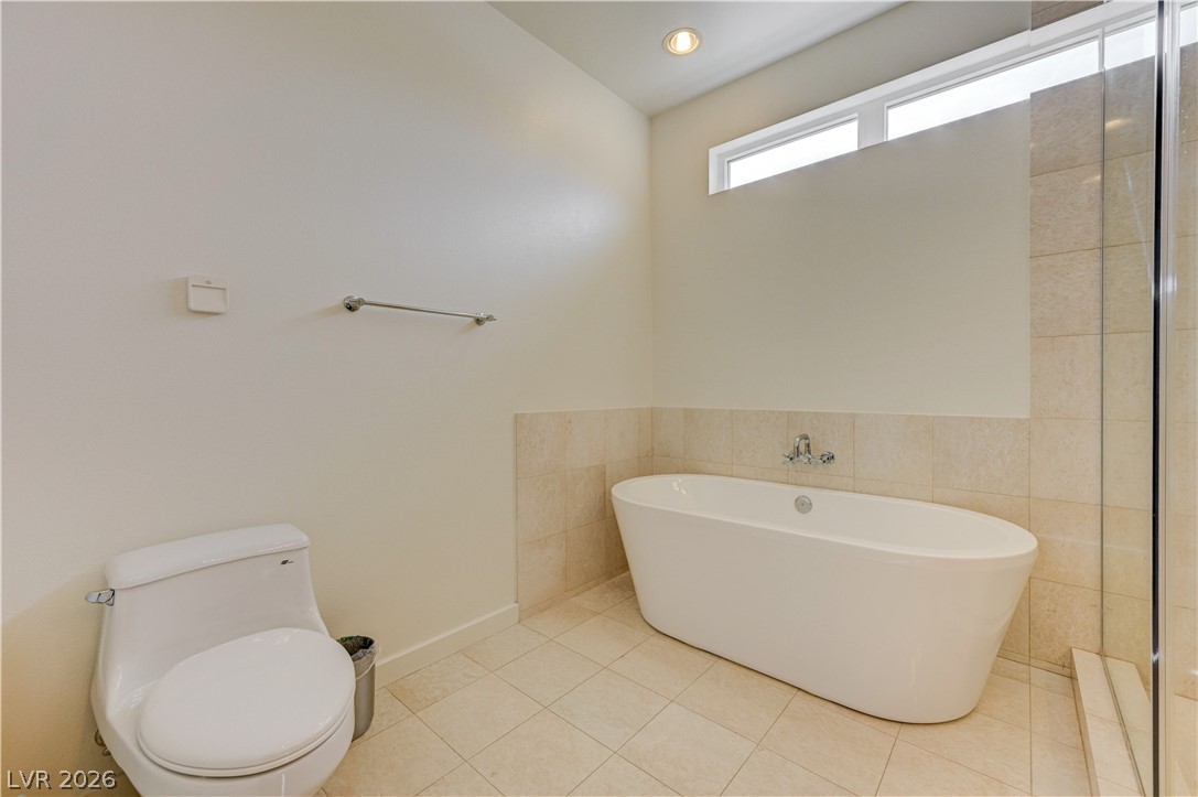 4535 Dean Martin Drive 103