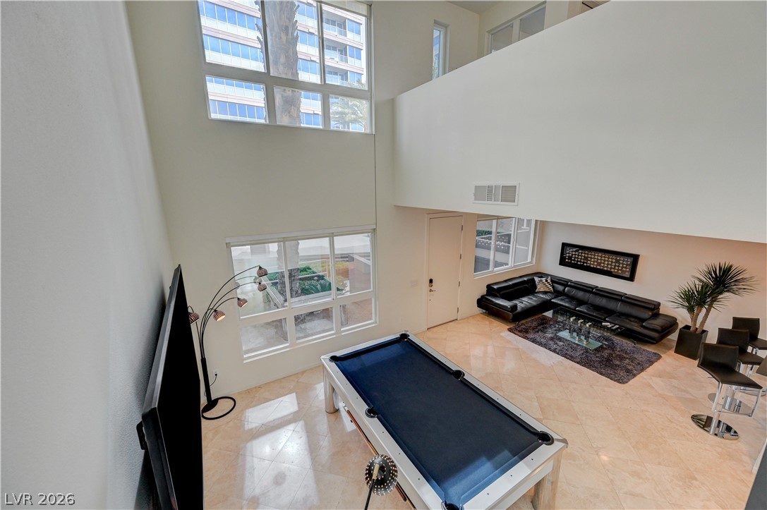 4535 Dean Martin Drive 103
