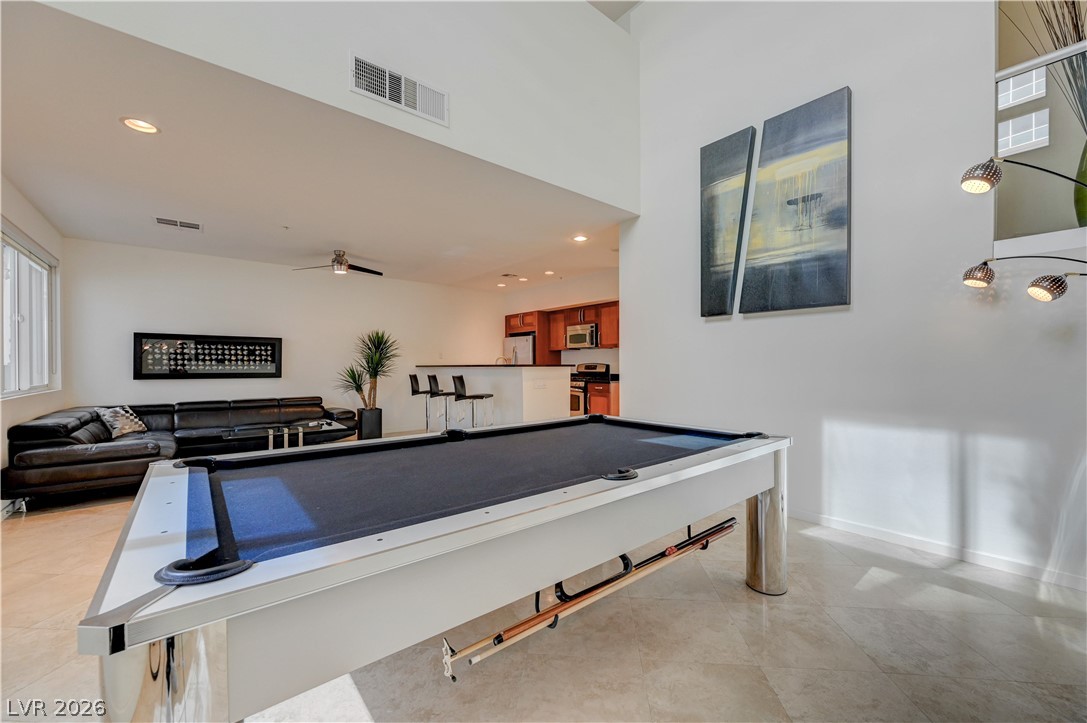 4535 Dean Martin Drive 103