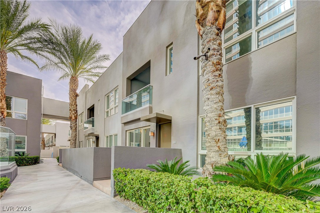 4535 Dean Martin Drive 103