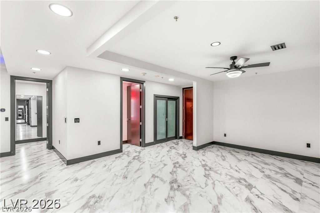 4575 Dean Martin Drive 2706