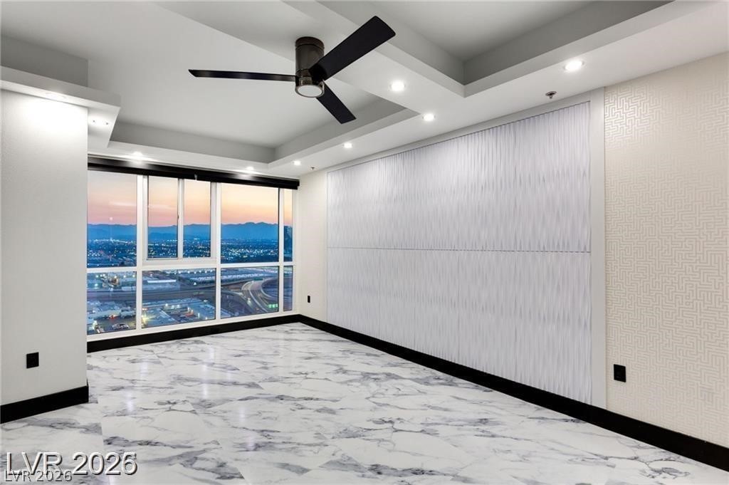 4575 Dean Martin Drive 2706