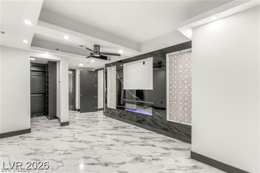 4575 Dean Martin Drive 2706