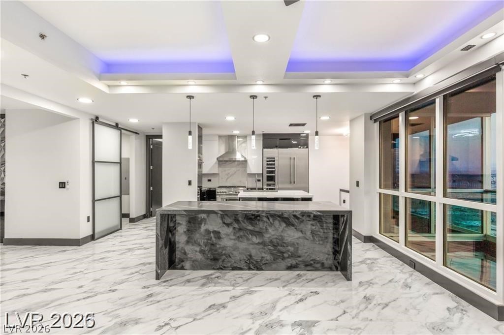 4575 Dean Martin Drive 2706