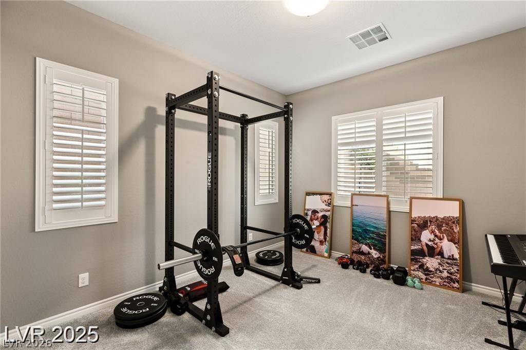 10086 Mountain Foothills Avenue