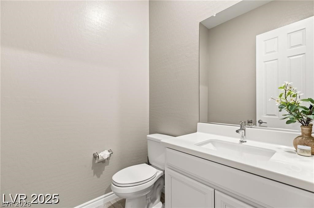 10086 Mountain Foothills Avenue