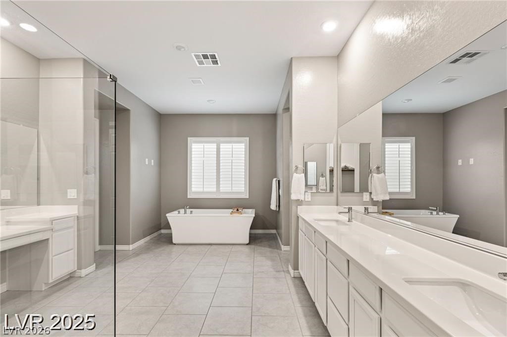10086 Mountain Foothills Avenue
