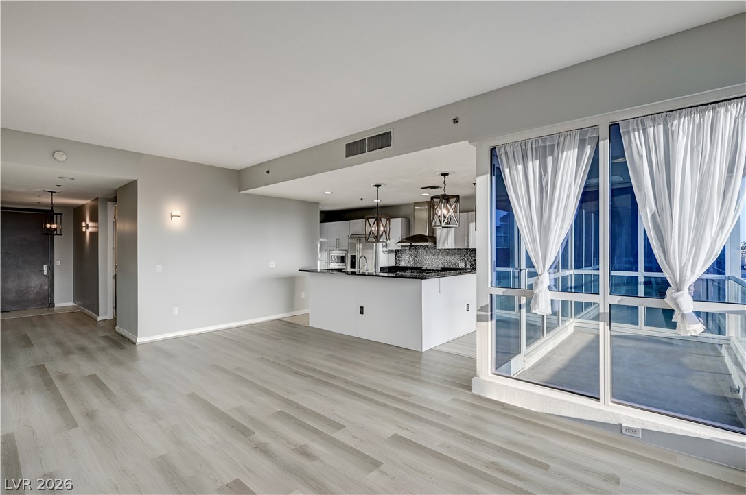 4575 Dean Martin Drive 406