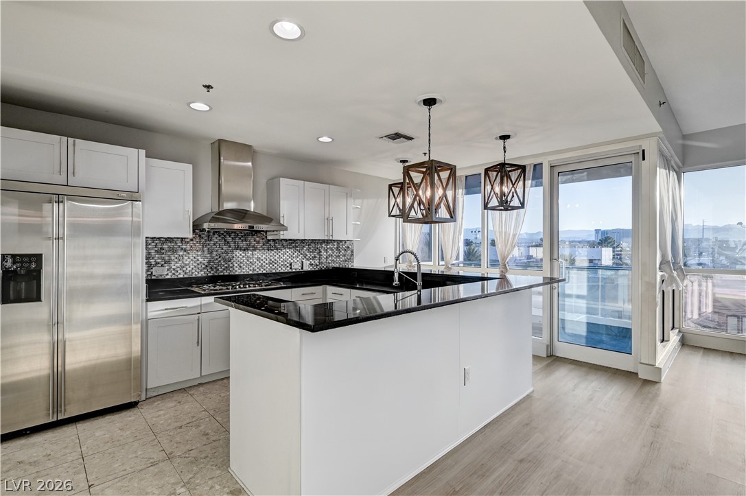 4575 Dean Martin Drive 406