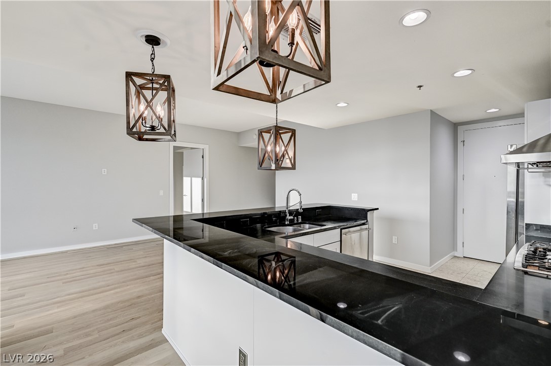 4575 Dean Martin Drive 406