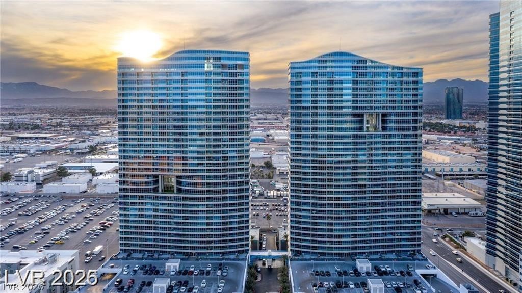 4525 Dean Martin Drive 511
