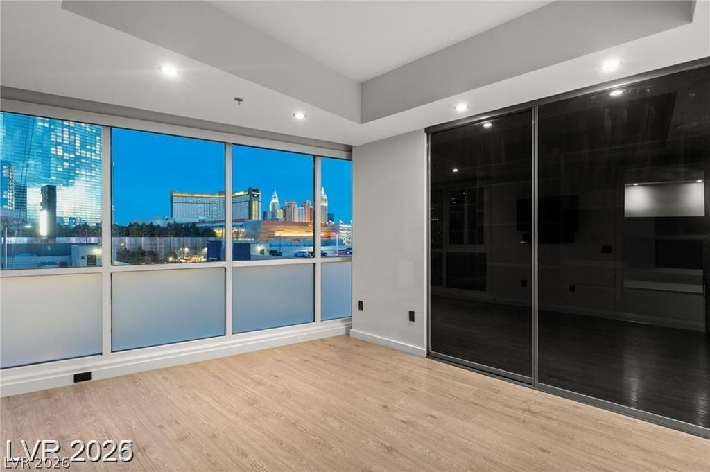 4525 Dean Martin Drive 511