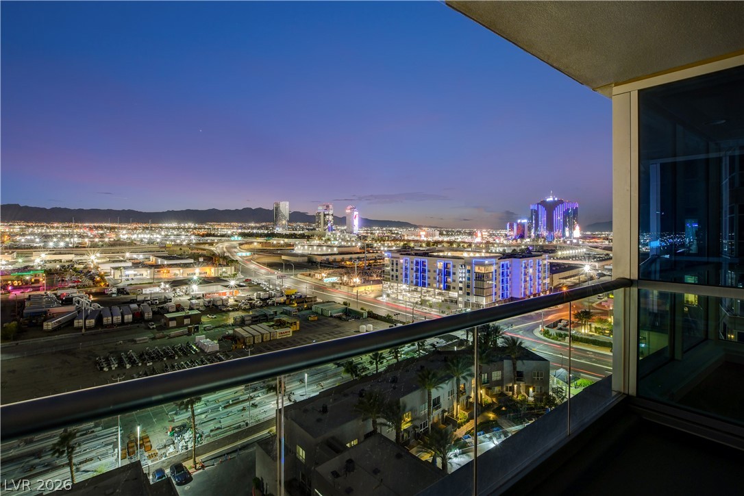 4575 DEAN MARTIN Drive 1212