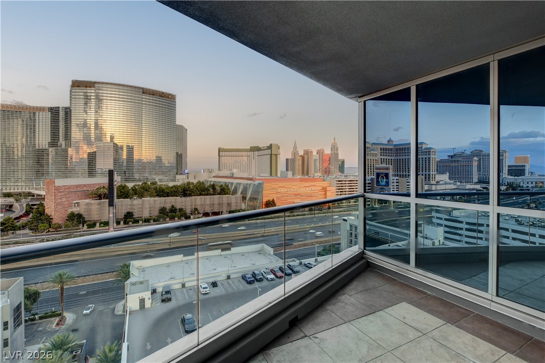 4575 DEAN MARTIN Drive 1212