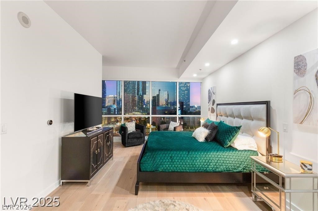 4525 Dean Martin Drive 1007