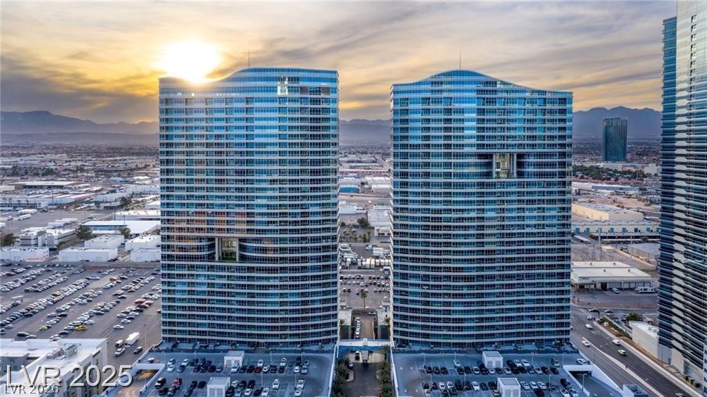 4525 Dean Martin Drive 1007