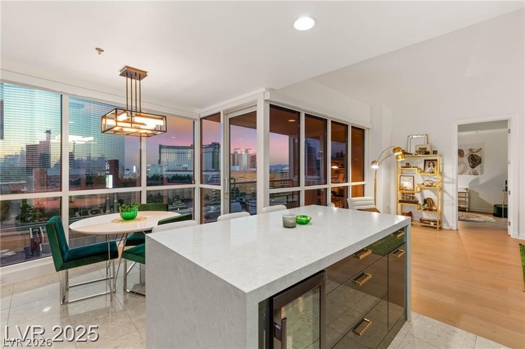 4525 Dean Martin Drive 1007