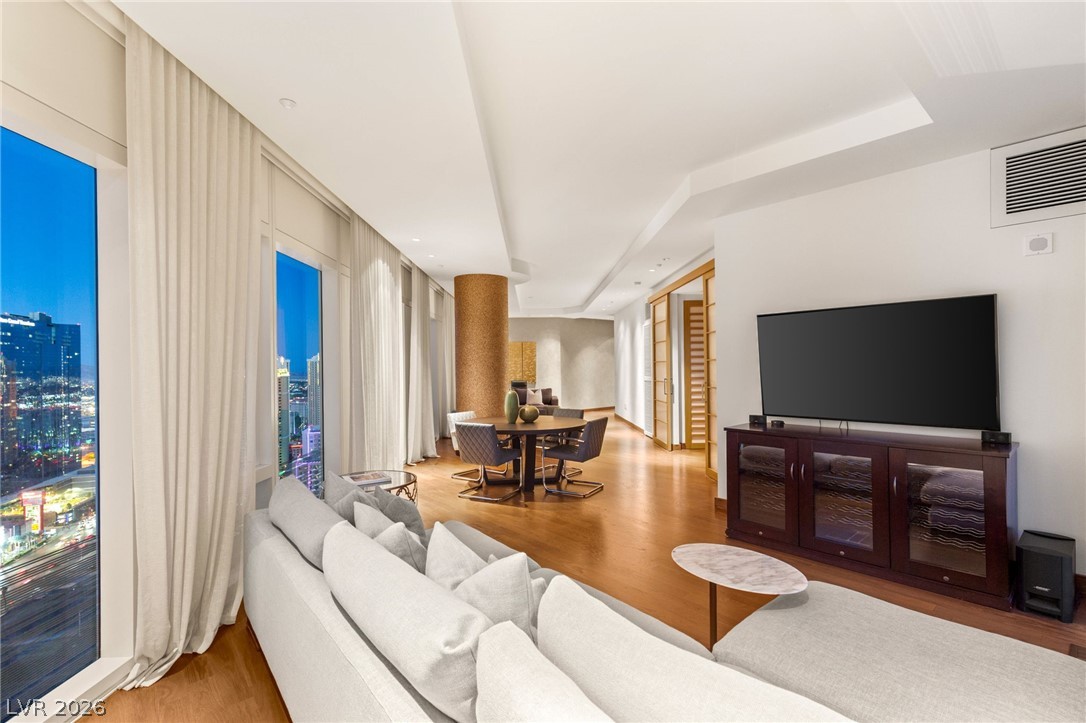 3750 Las Vegas Boulevard 3009