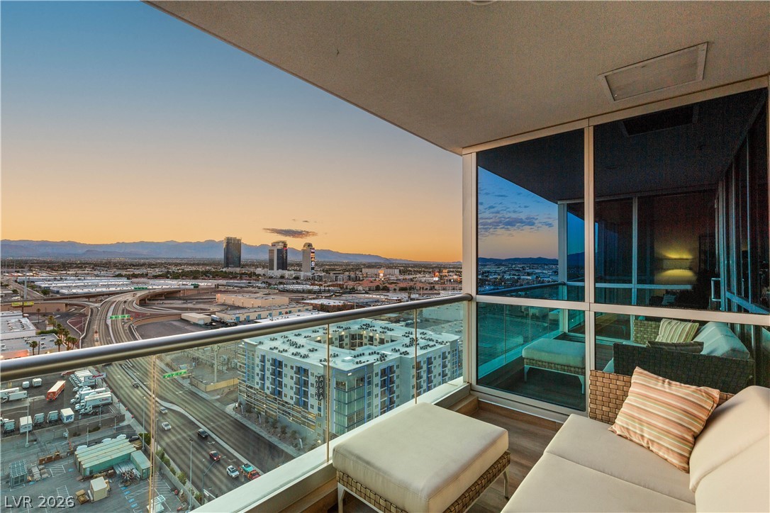 4525 Dean Martin Drive 1906