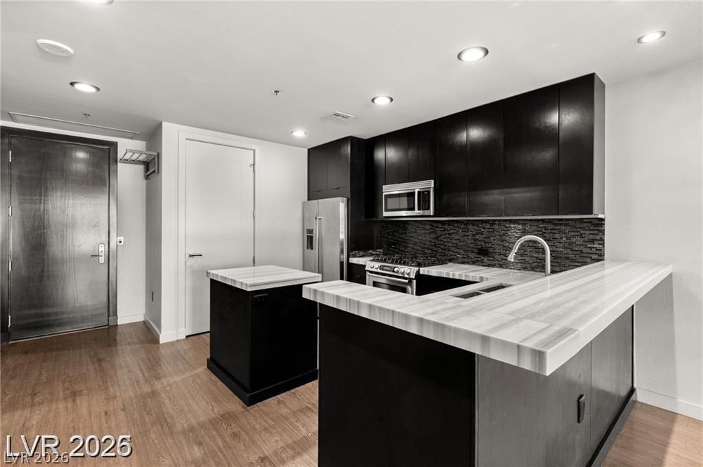 4525 Dean Martin Drive 511