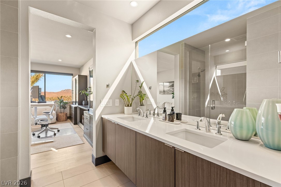 12 Desert Lake Lane