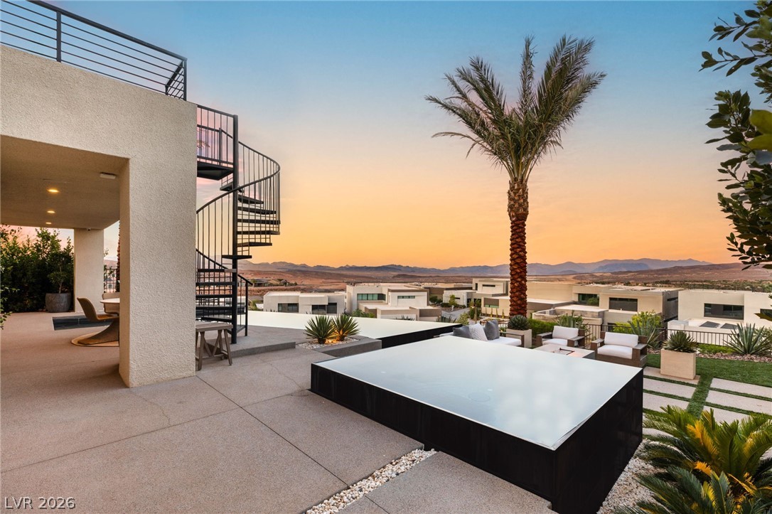 12 Desert Lake Lane