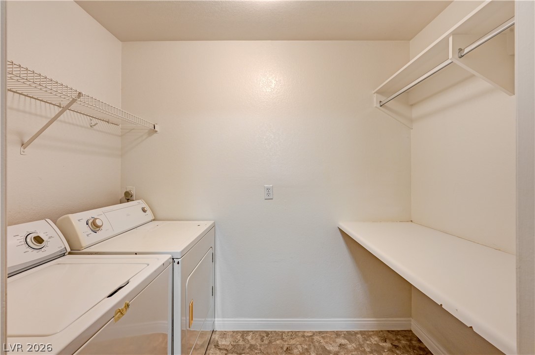 2200 South Fort Apache Road 2121