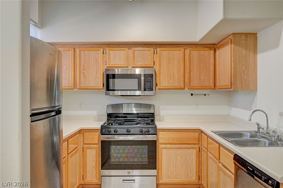 9050 West Warm Springs Road 1147