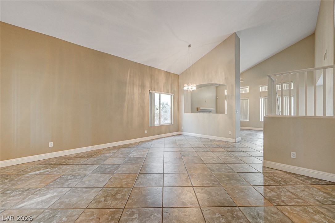 317 Greenleaf Glen Street