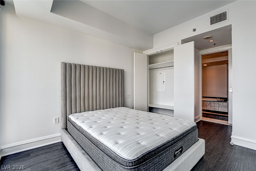 2700 South Las Vegas Boulevard 1305