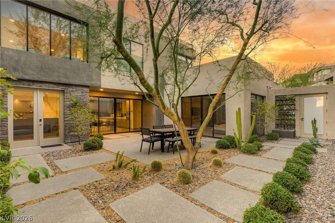 861 Vegas View Drive