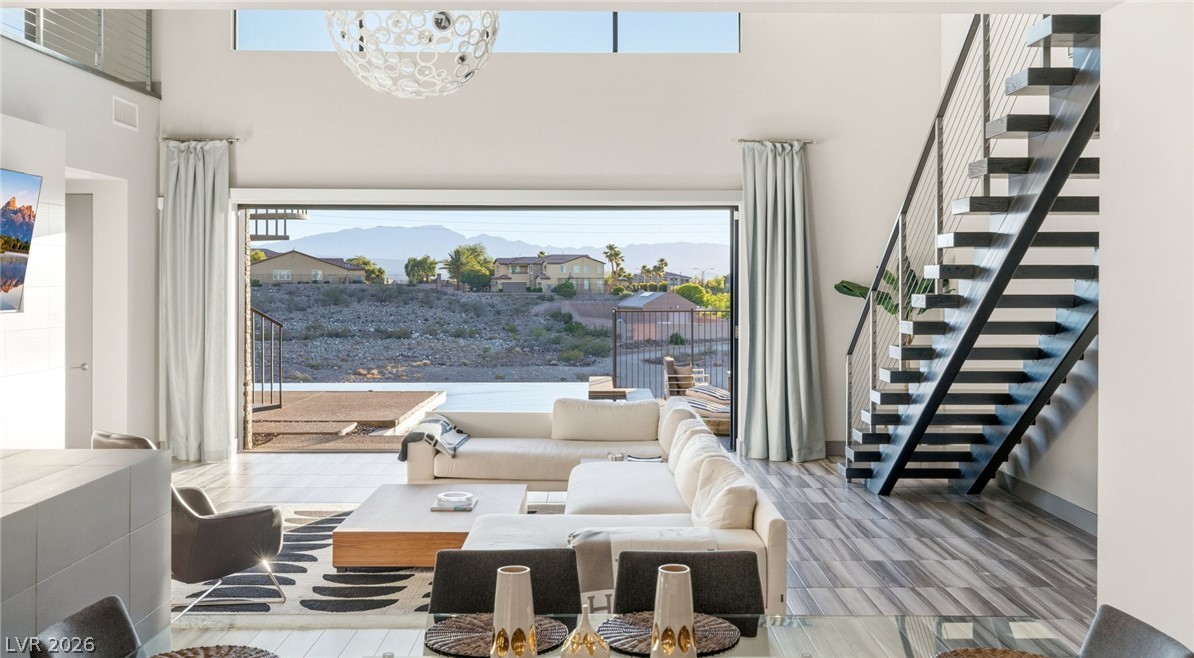 861 Vegas View Drive
