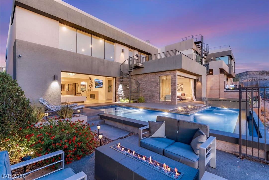 861 Vegas View Drive