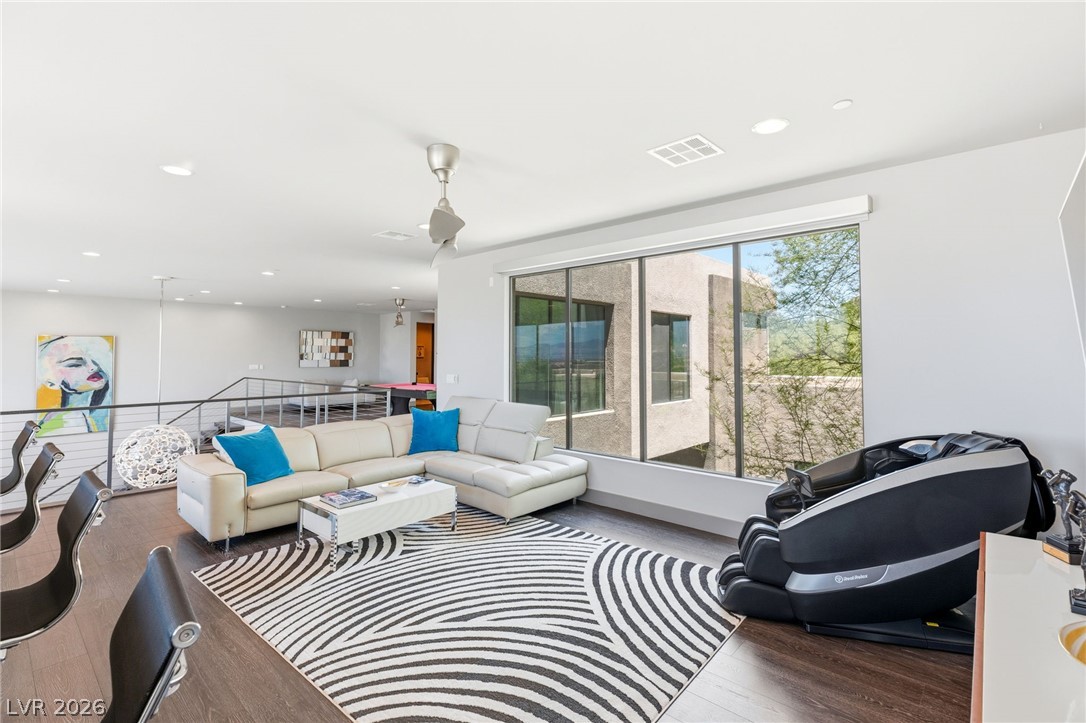 861 Vegas View Drive