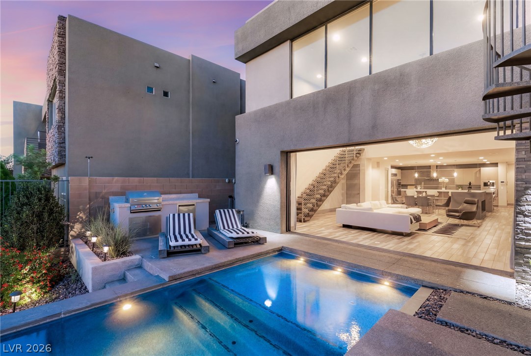 861 Vegas View Drive
