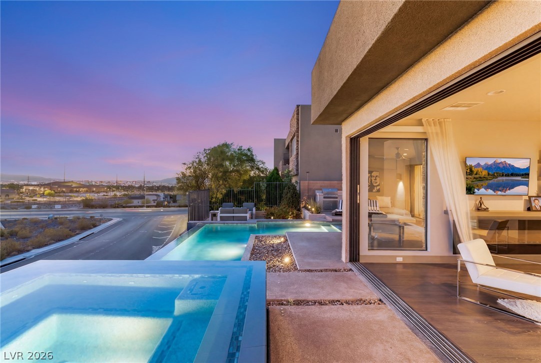 861 Vegas View Drive