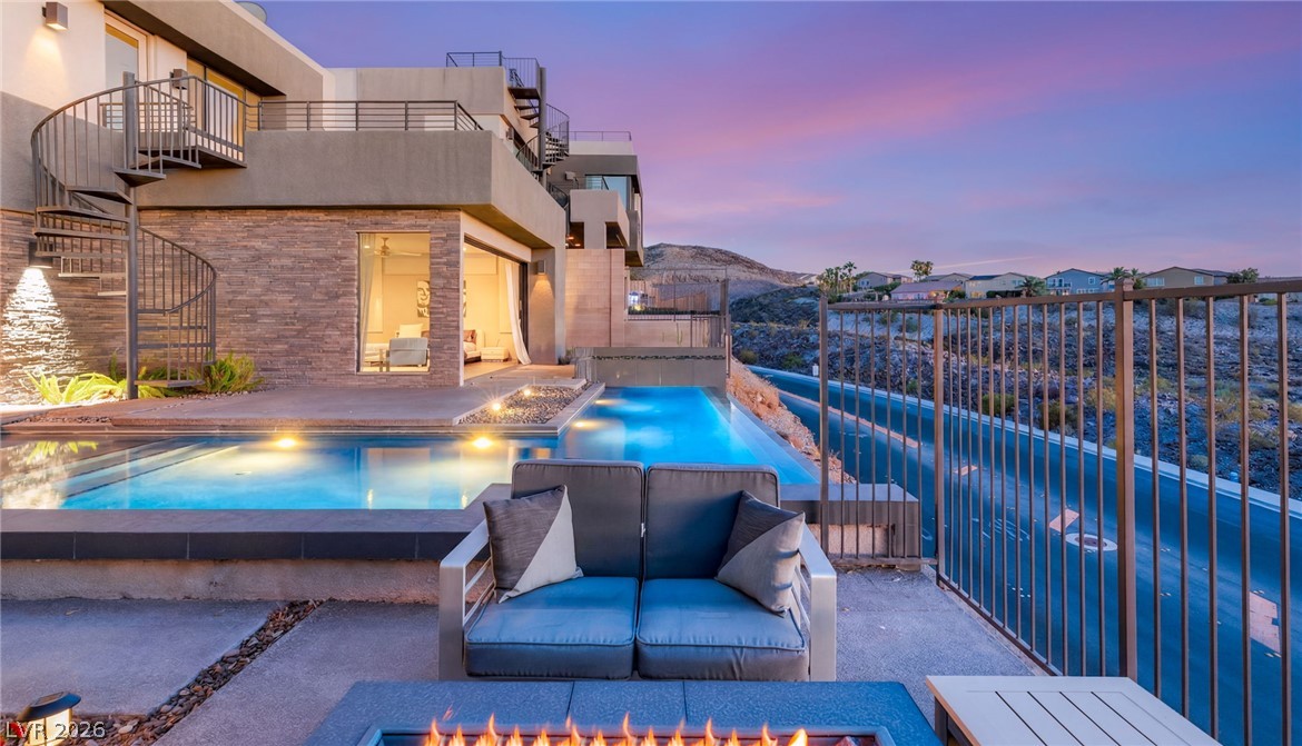 861 Vegas View Drive