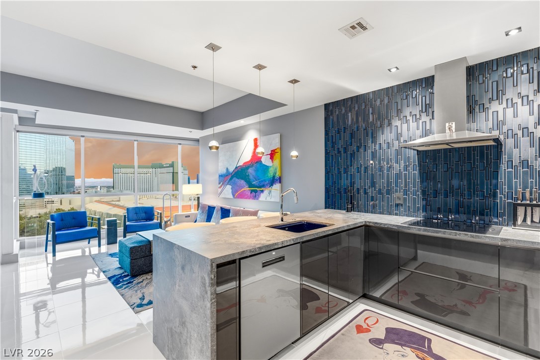 4575 Dean Martin Drive 1805