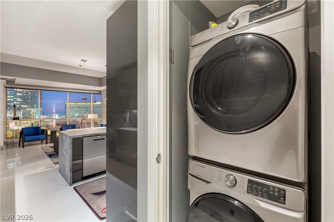 4575 Dean Martin Drive 1805