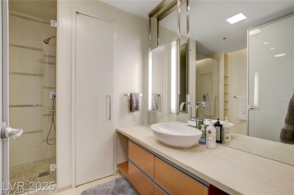 3722 South Las Vegas Boulevard 1010