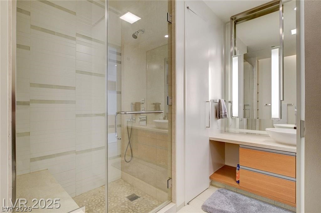 3722 South Las Vegas Boulevard 1010