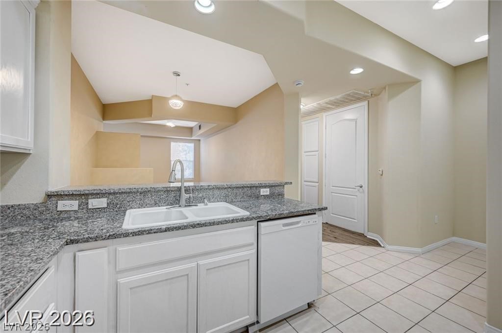 20 Serene Avenue 201