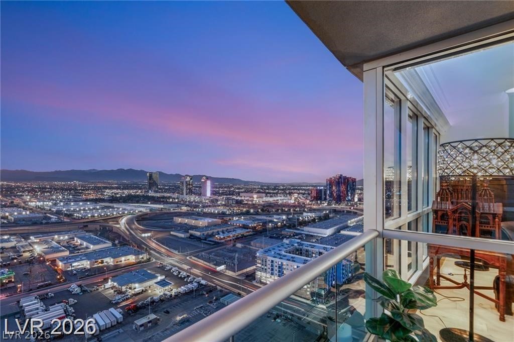 4575 Dean Martin Drive 2806