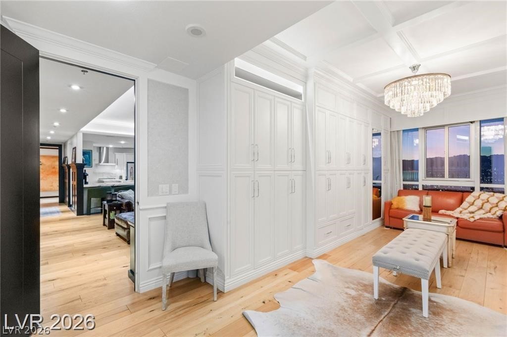 4575 Dean Martin Drive 2806