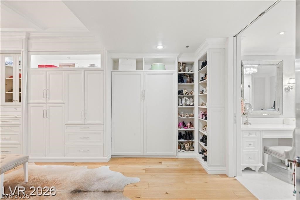 4575 Dean Martin Drive 2806
