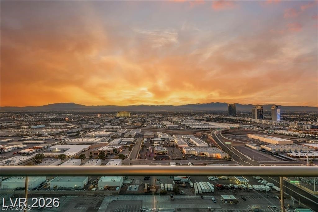 4575 Dean Martin Drive 2806