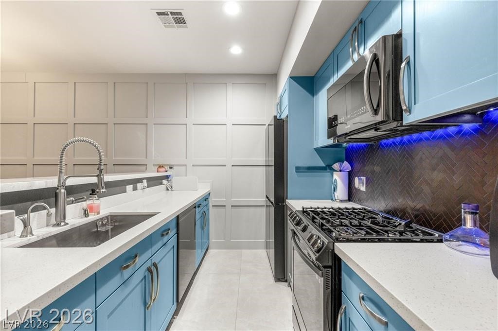 4545 Dean Martin Drive 101